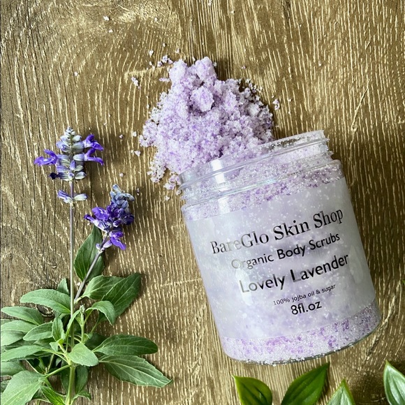 Meet your Posher, Traci - Picture 3 of 4